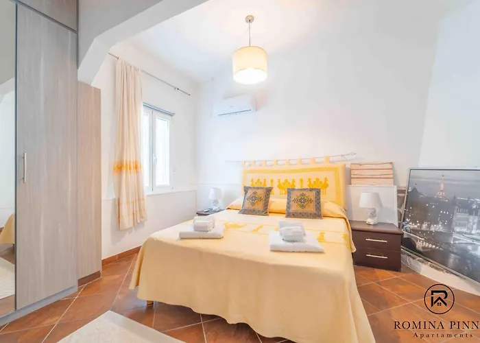 Апартаменти Centrocitta Elegante & Funzionale Ольбія